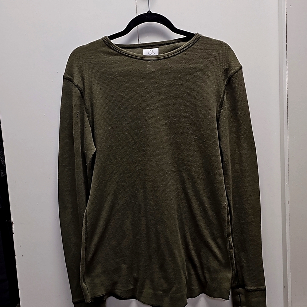 Dark green, kuwallatee long sleeve, Medium